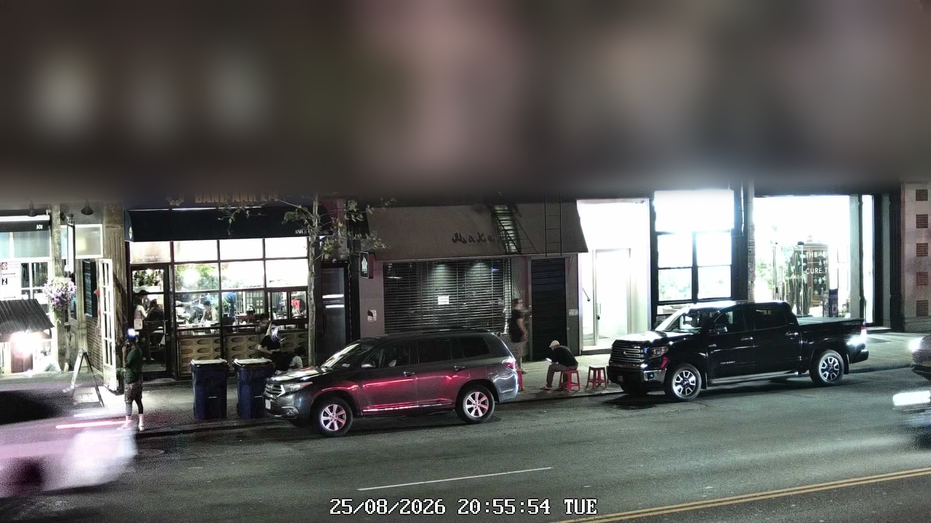 Bánh Anh Em live line camera