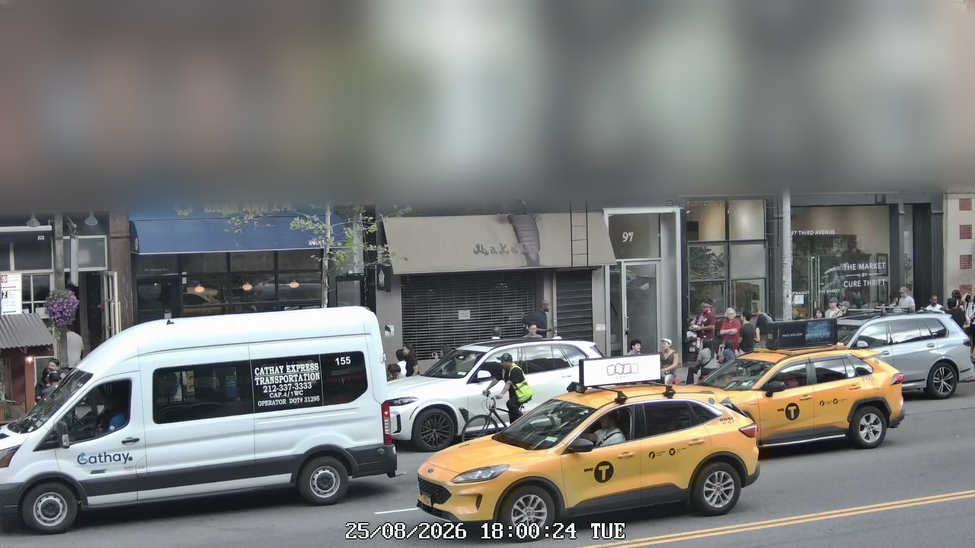 Bánh Anh Em live line camera