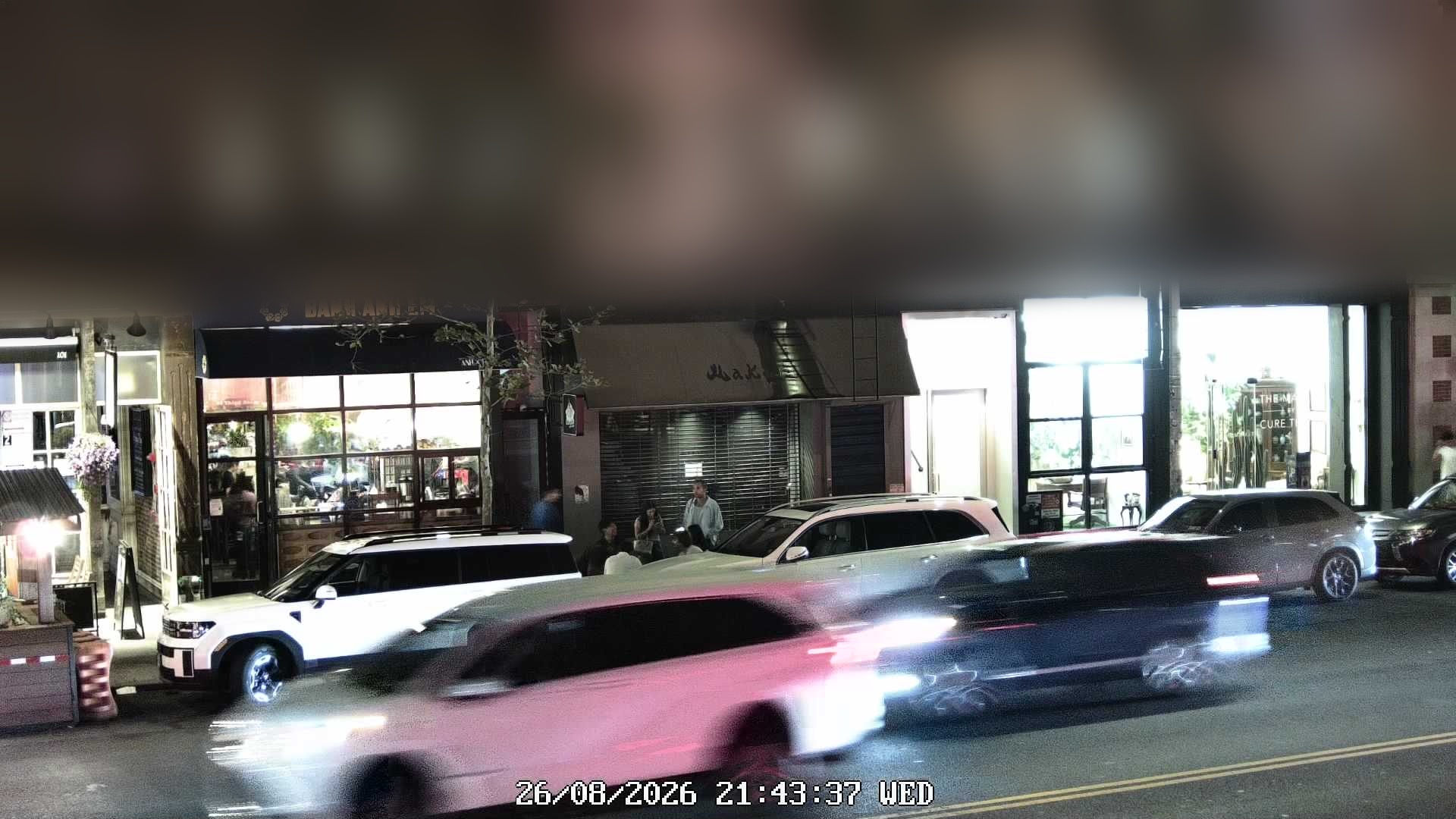 Bánh Anh Em live line camera