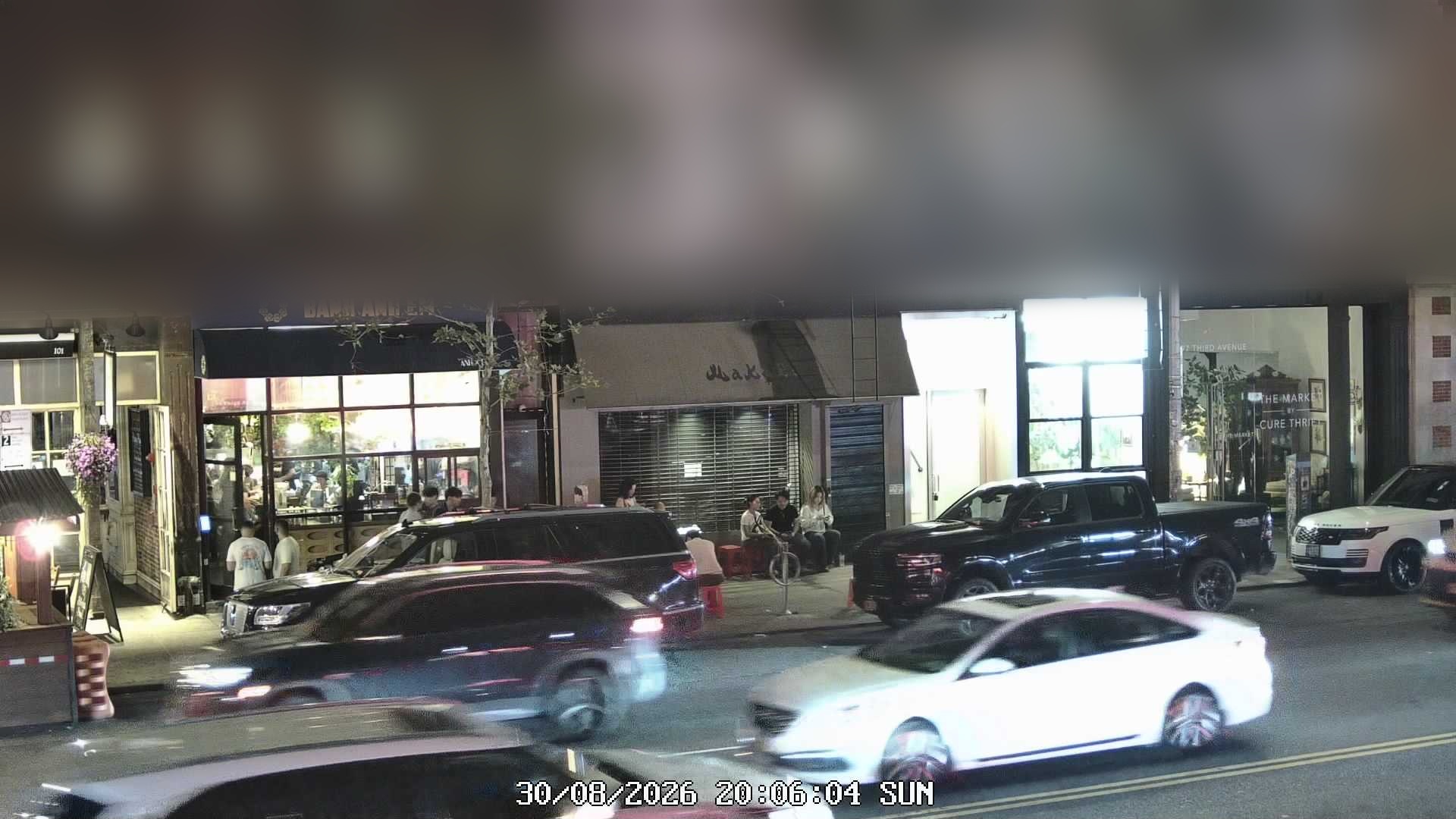 Bánh Anh Em live line camera