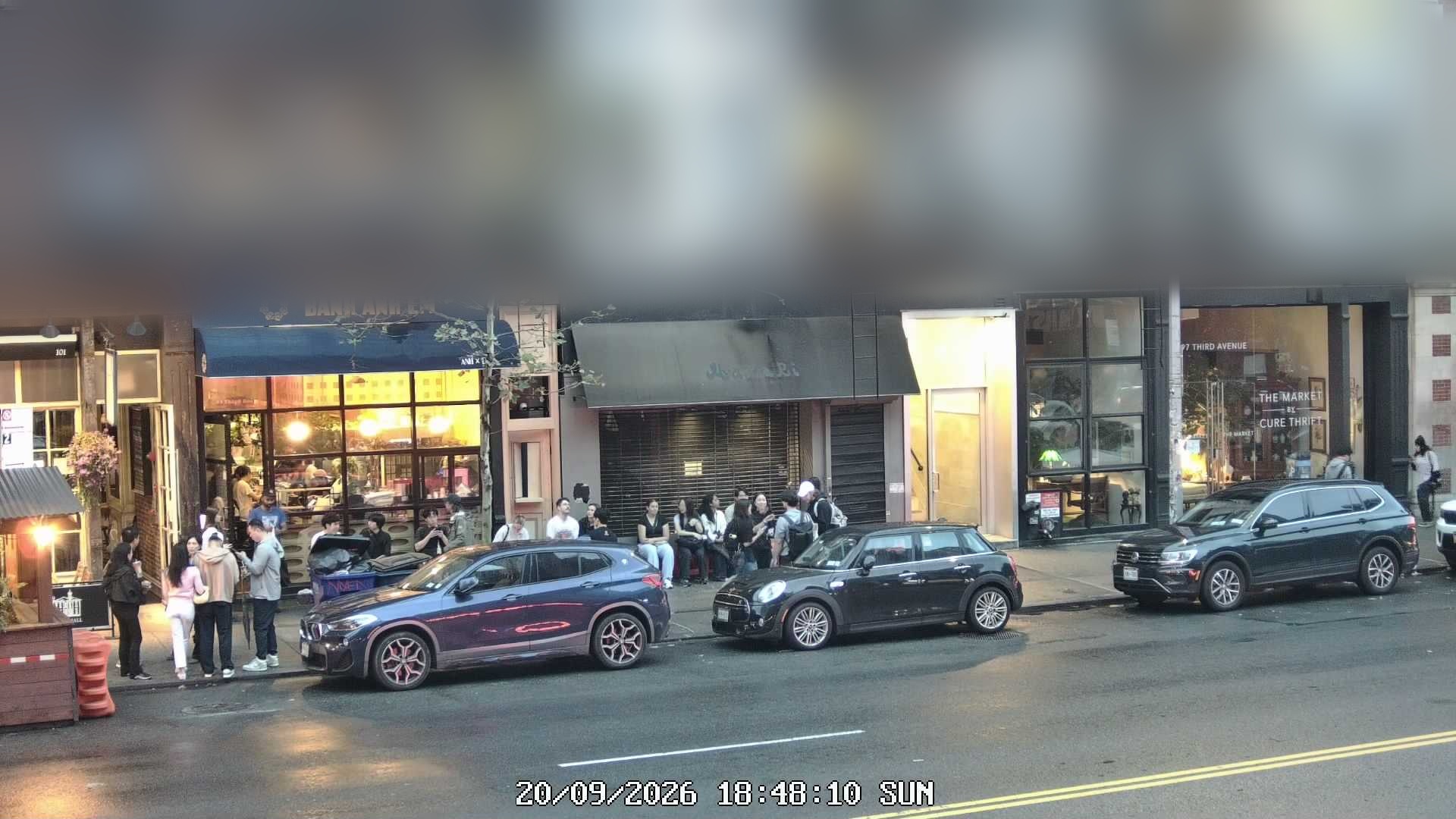 Bánh Anh Em live line camera