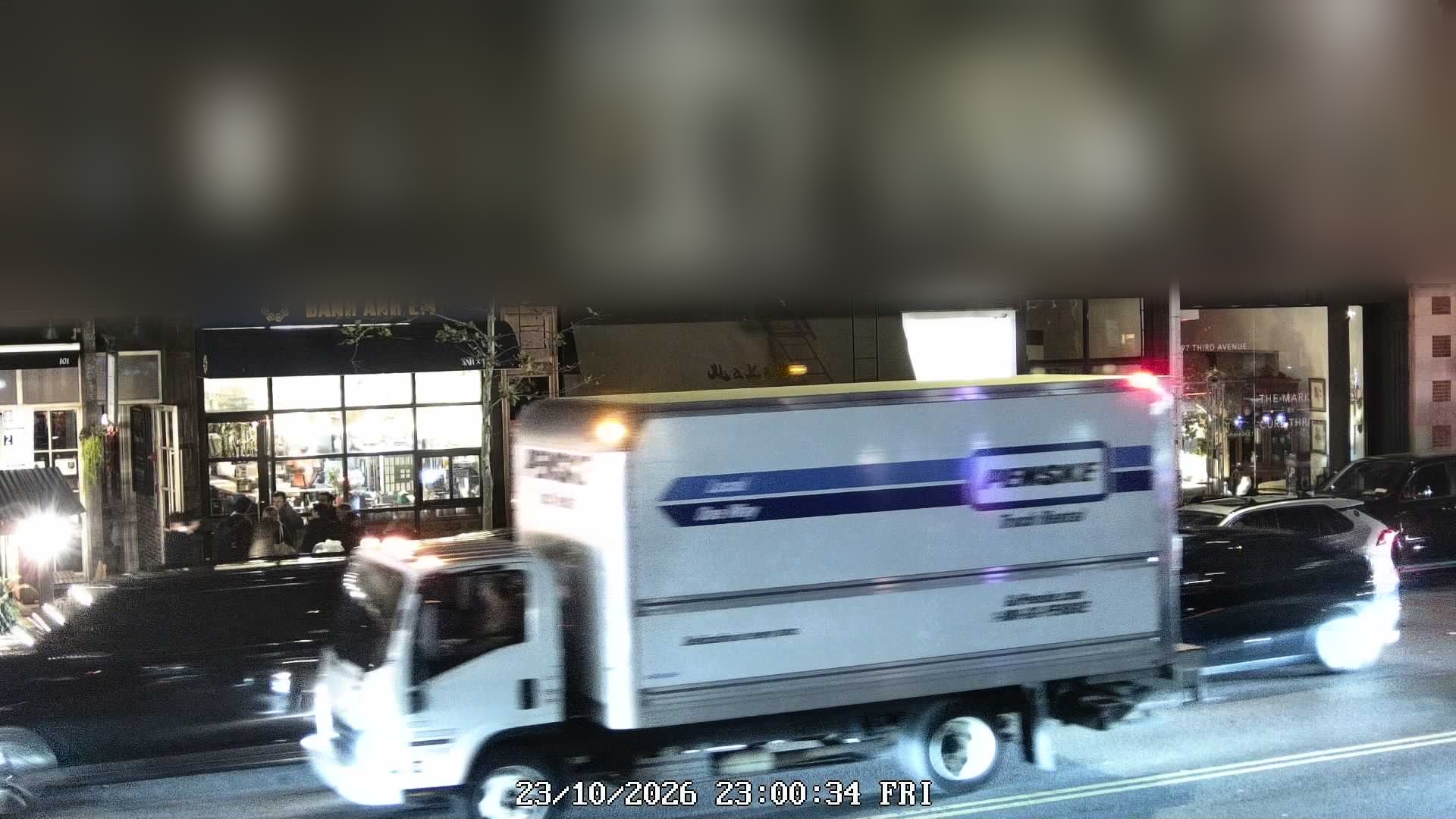 Bánh Anh Em live line camera