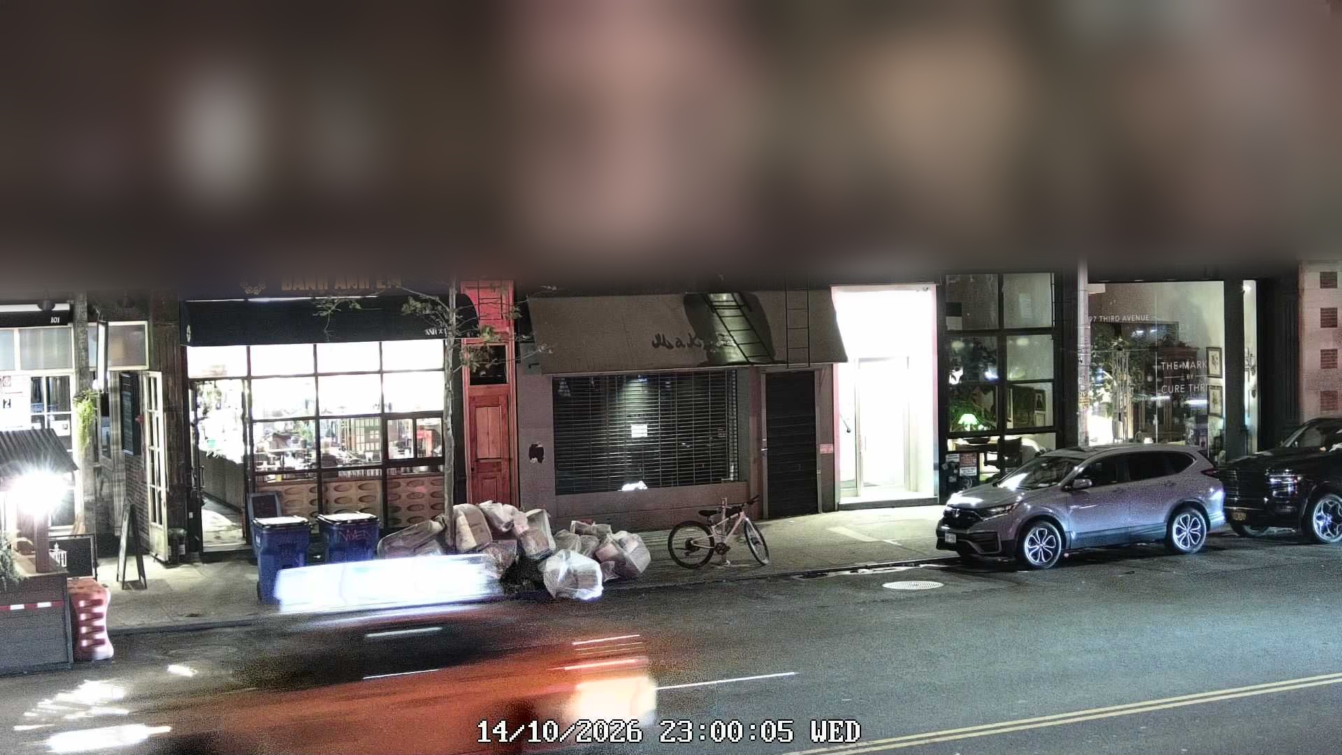 Bánh Anh Em live line camera