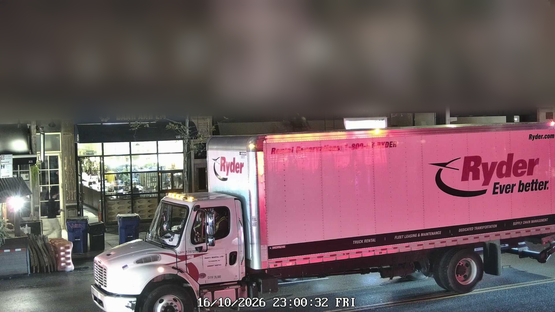 Bánh Anh Em live line camera