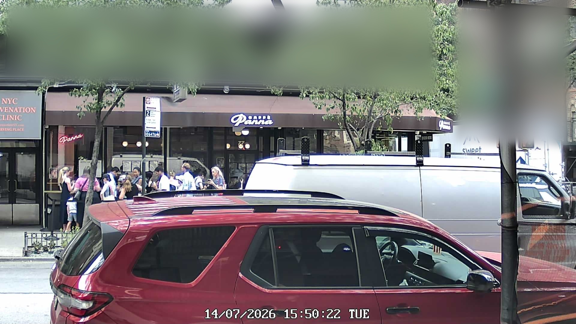 Caffè Panna wait time — live line camera