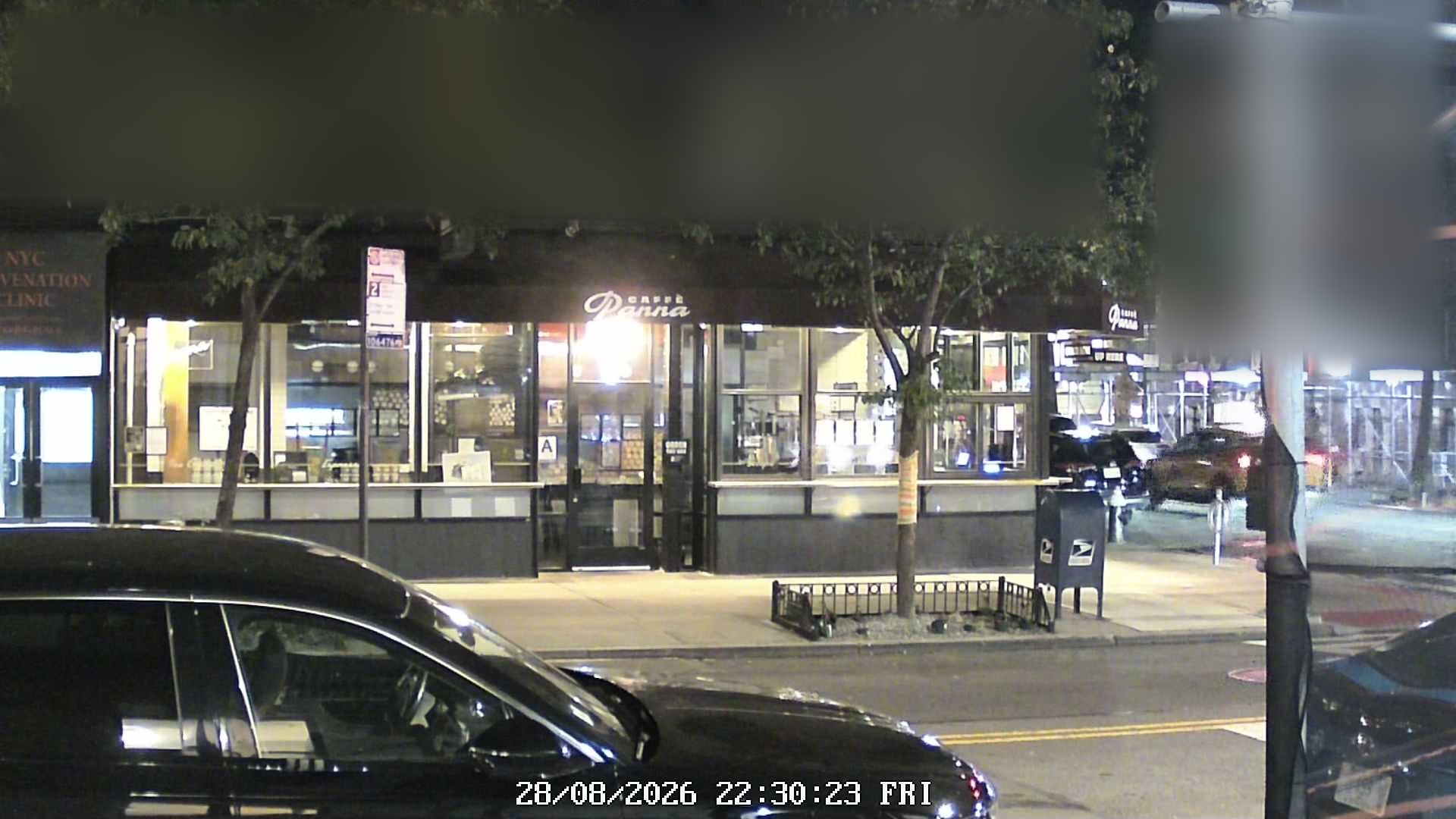 Caffè Panna wait time — live line camera