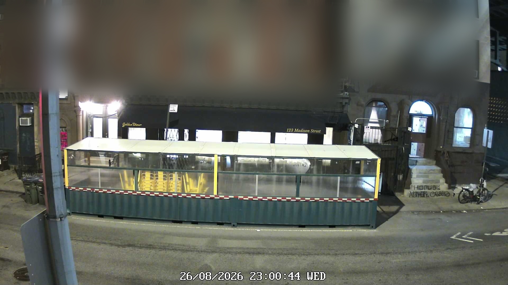Golden Diner live line camera