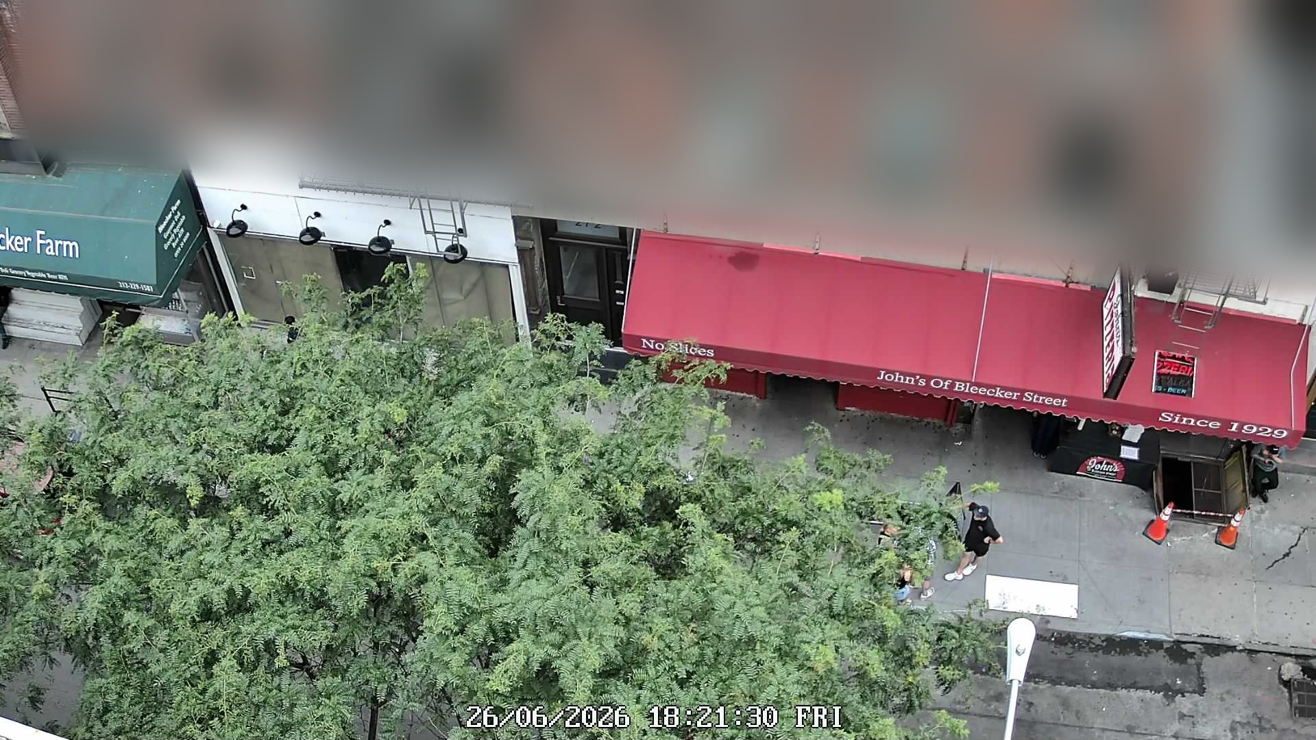 John's of Bleecker Street wait time — live line camera