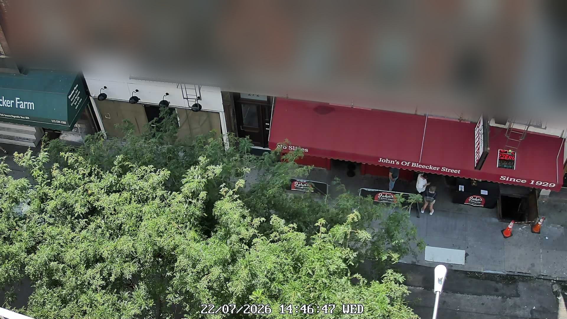 John's of Bleecker Street wait time — live line camera