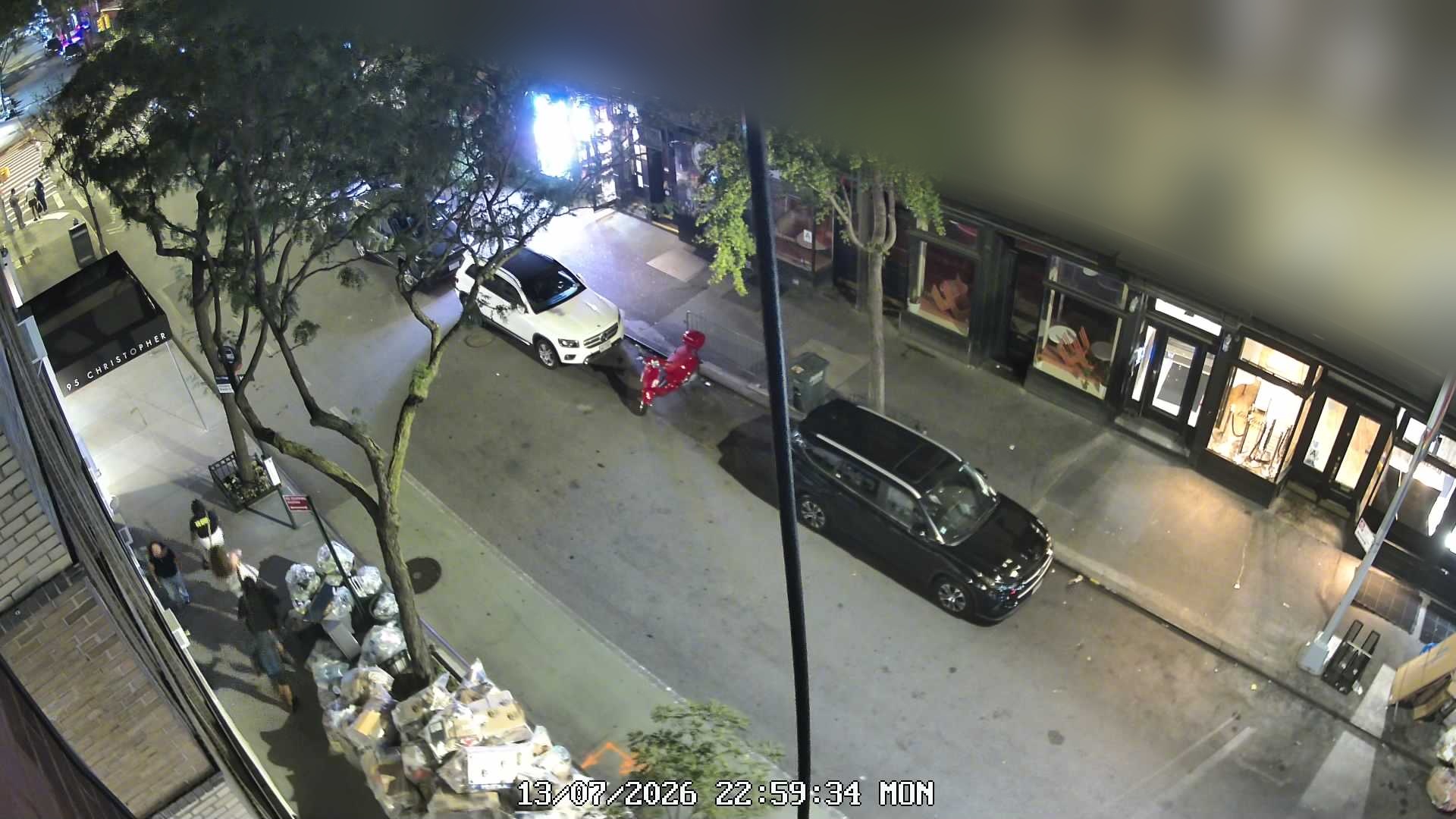 L'industrie Pizzeria live line camera