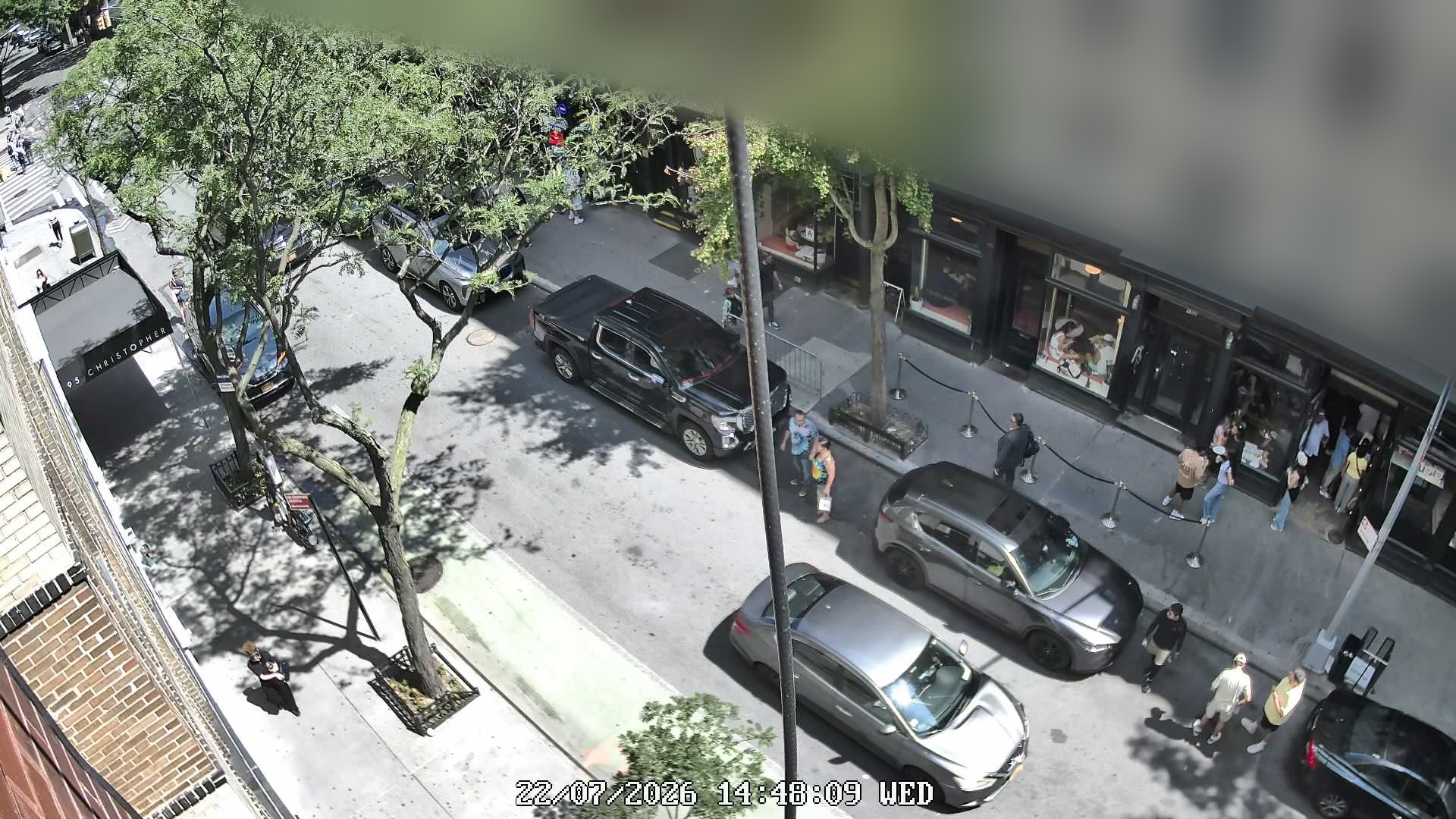 L'industrie Pizzeria wait time — live line camera