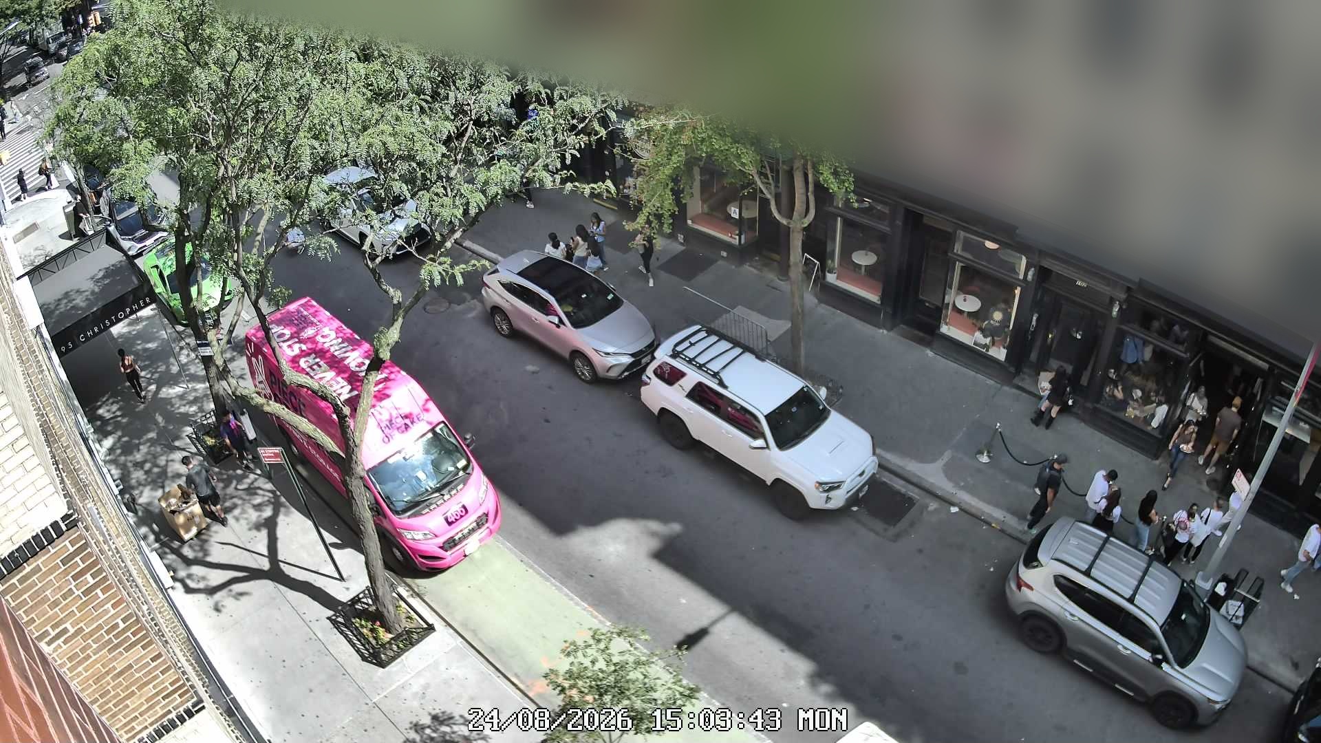 L'industrie Pizzeria live line camera