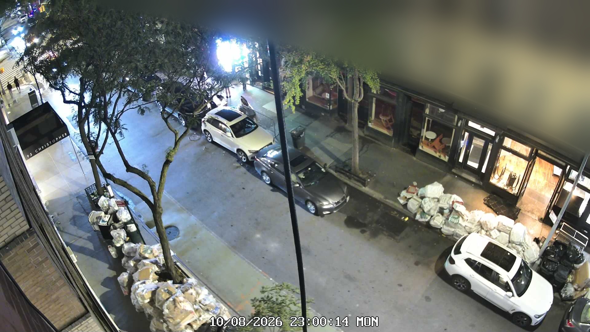 L'industrie Pizzeria wait time — live line camera