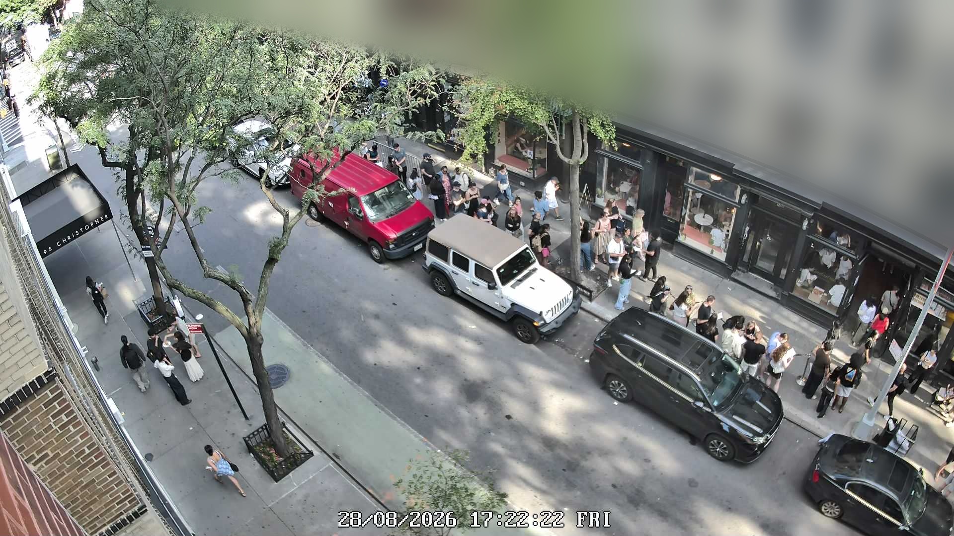 L'industrie Pizzeria wait time — live line camera