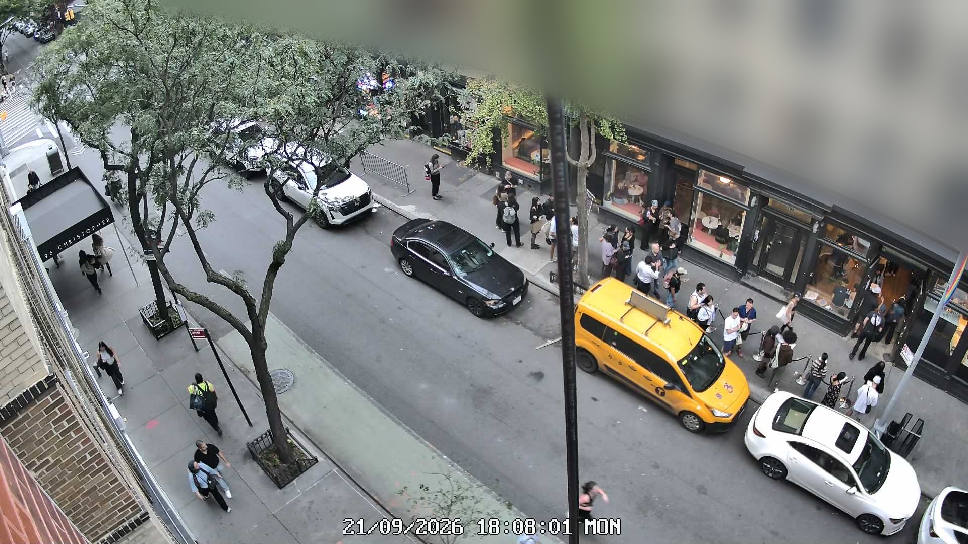 L'industrie Pizzeria live line camera