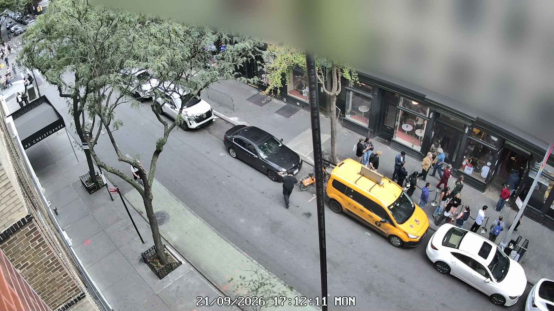 L'industrie Pizzeria live line camera