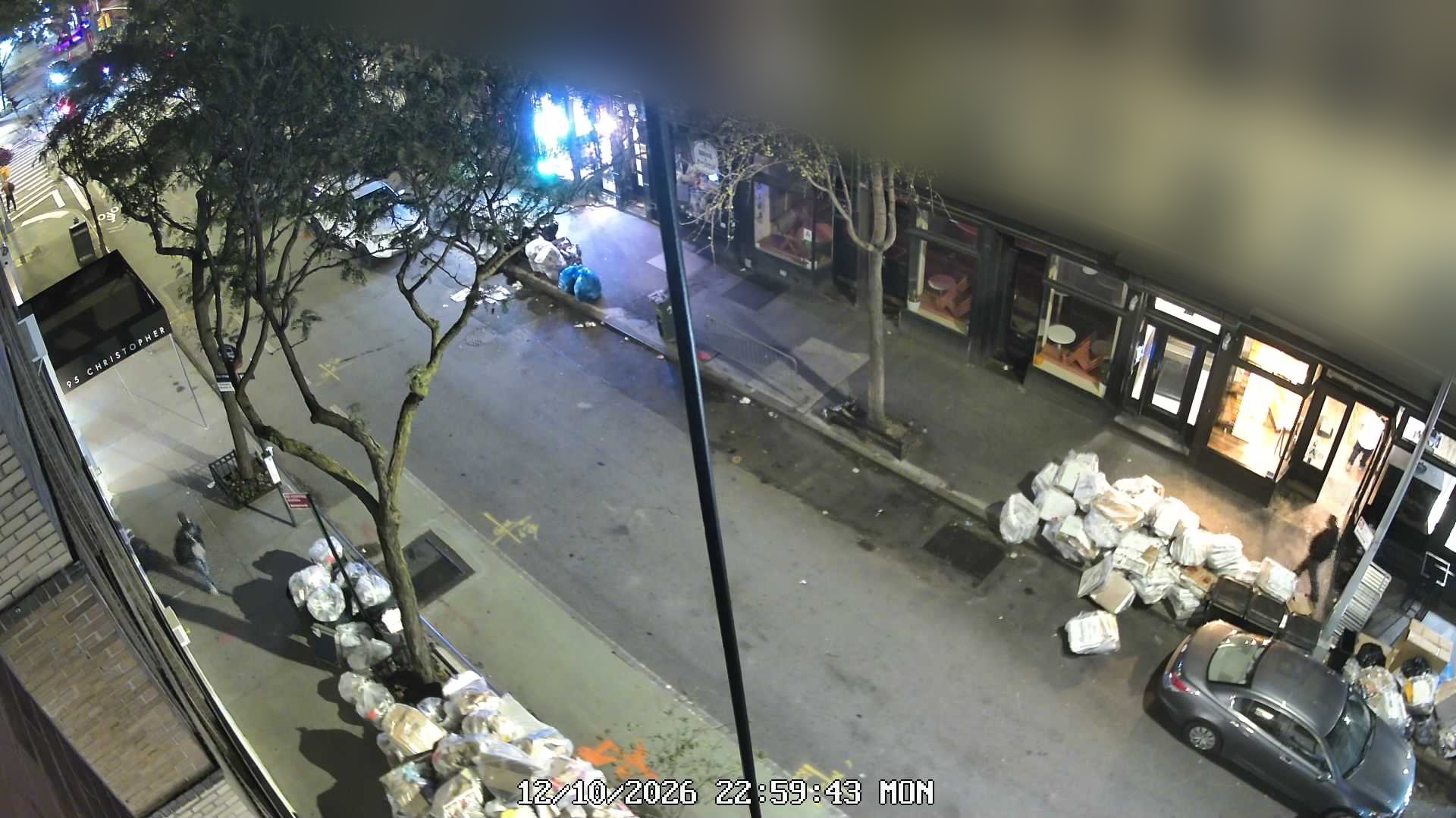 L'industrie Pizzeria wait time — live line camera
