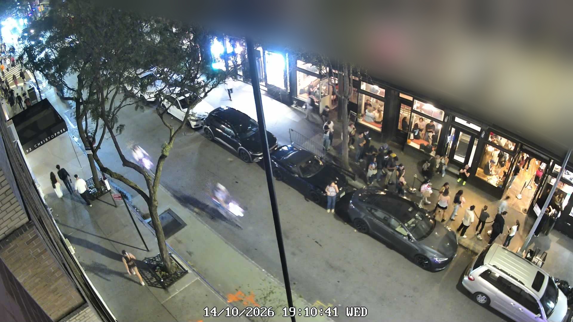 L'industrie Pizzeria live line camera