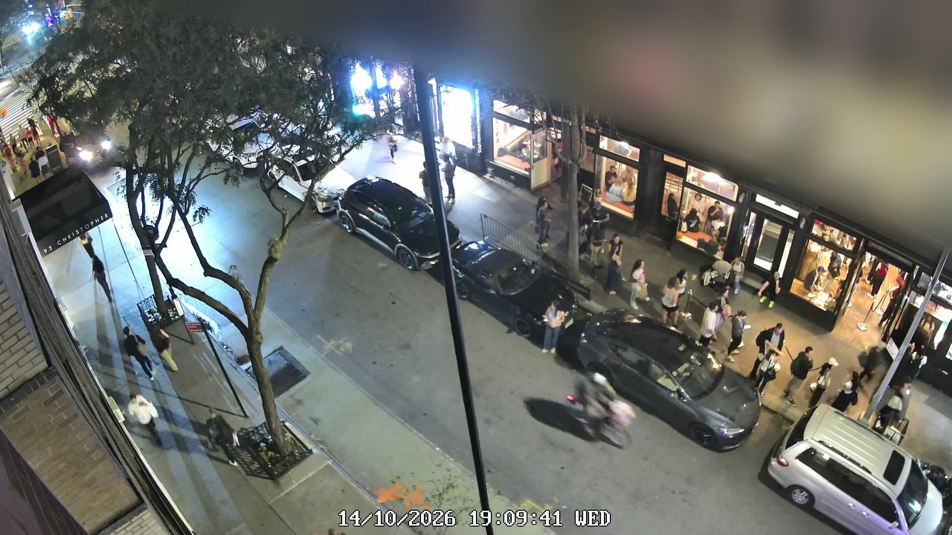 L'industrie Pizzeria live line camera