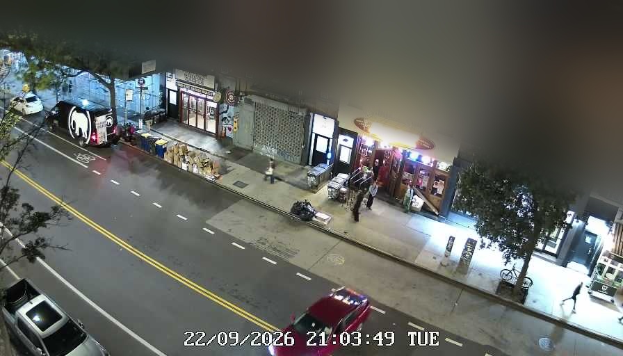 Lucinda's live line camera
