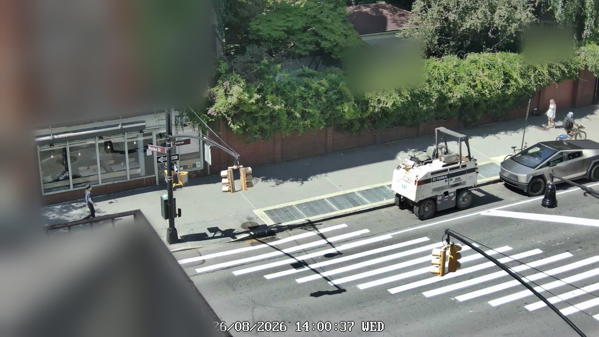 Breakfast by Salt's Cure live line camera