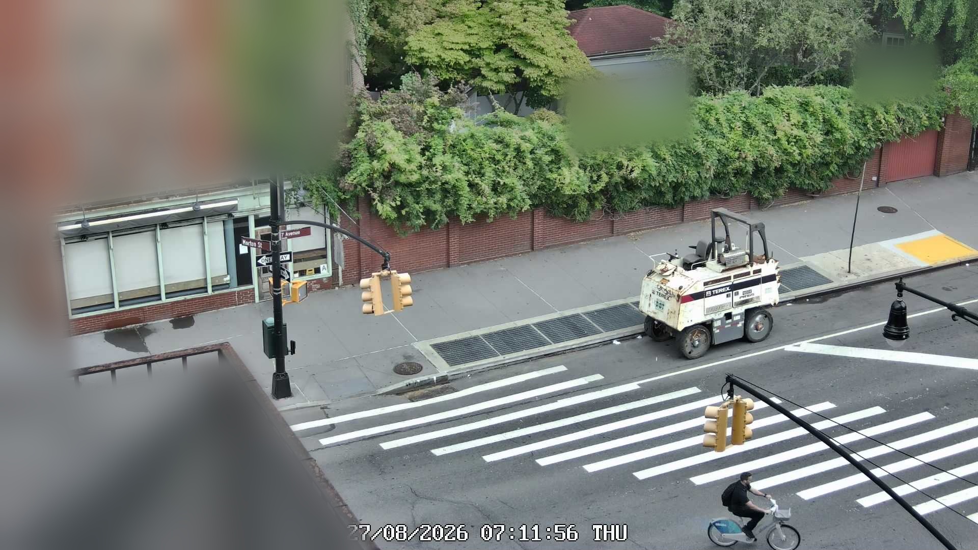Breakfast by Salt's Cure live line camera