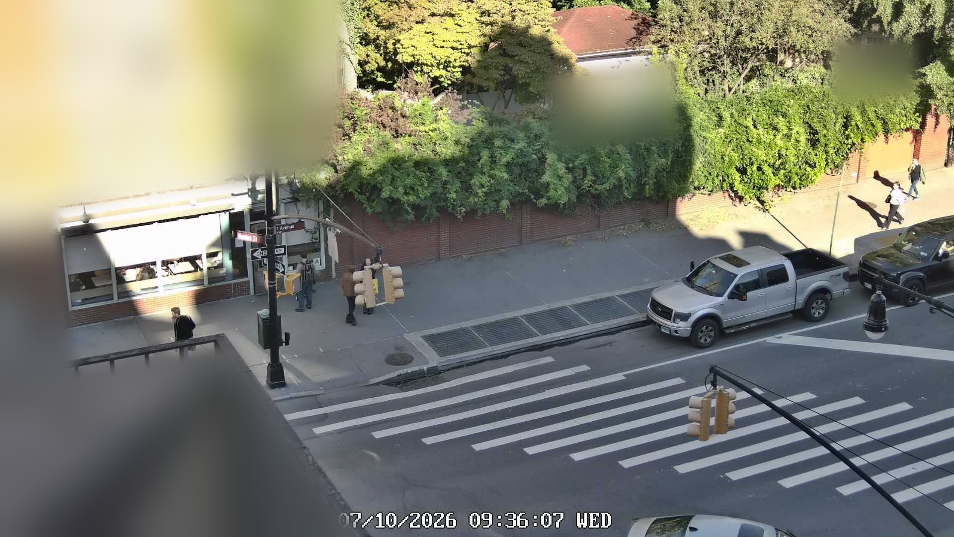 Breakfast by Salt's Cure live line camera