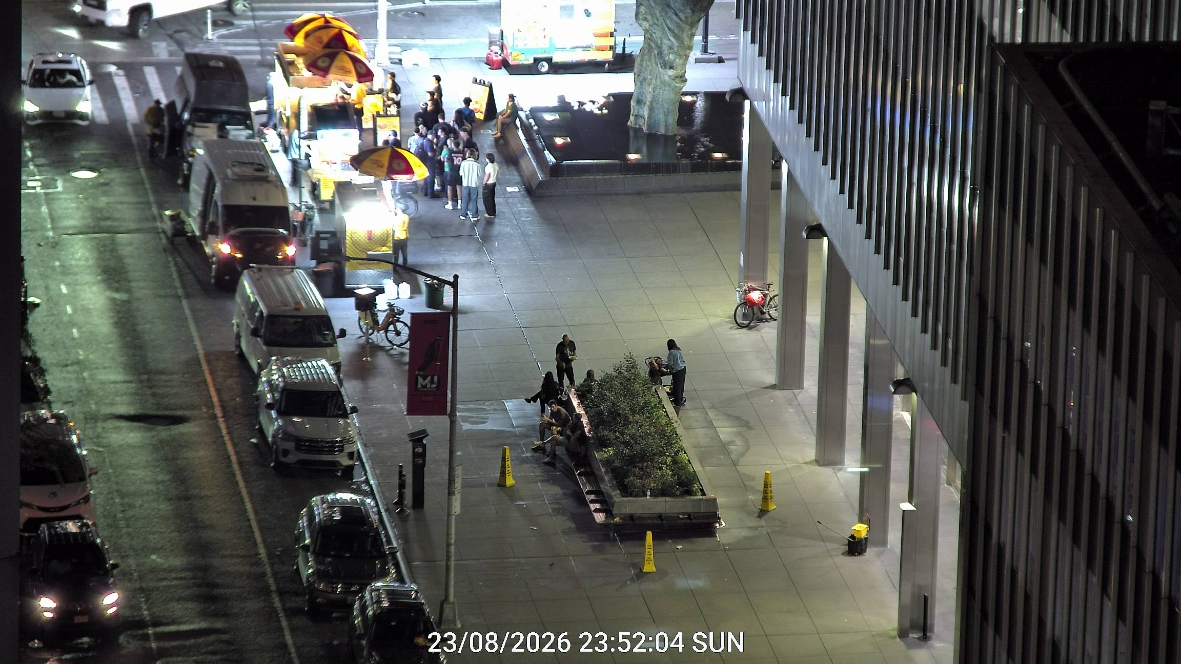 The Halal Guys live line camera