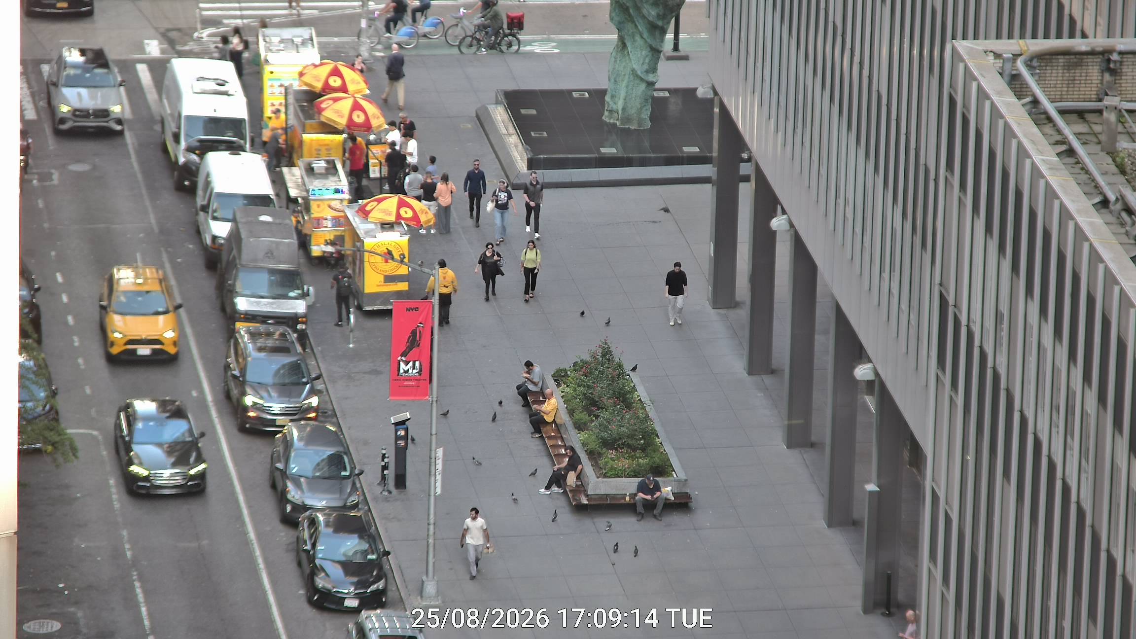 The Halal Guys live line camera