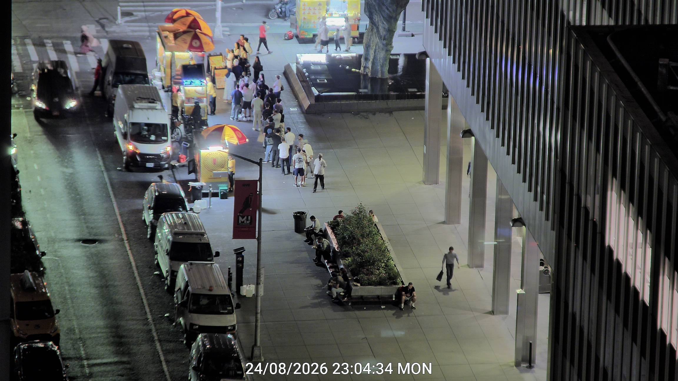 The Halal Guys live line camera