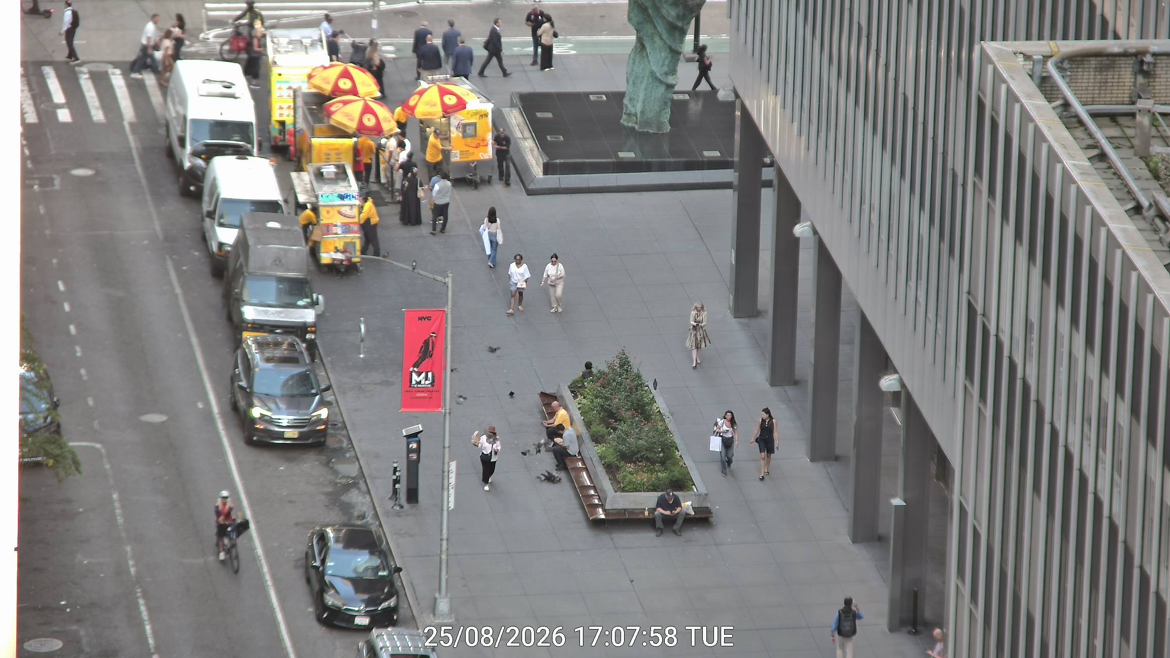 The Halal Guys live line camera