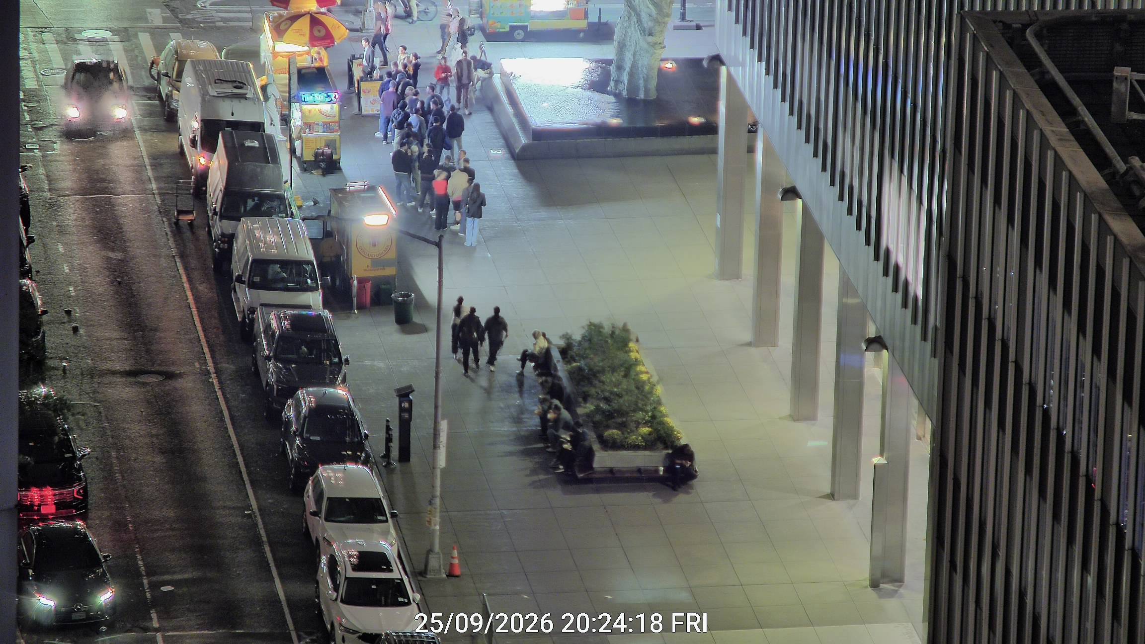 The Halal Guys wait time — live line camera