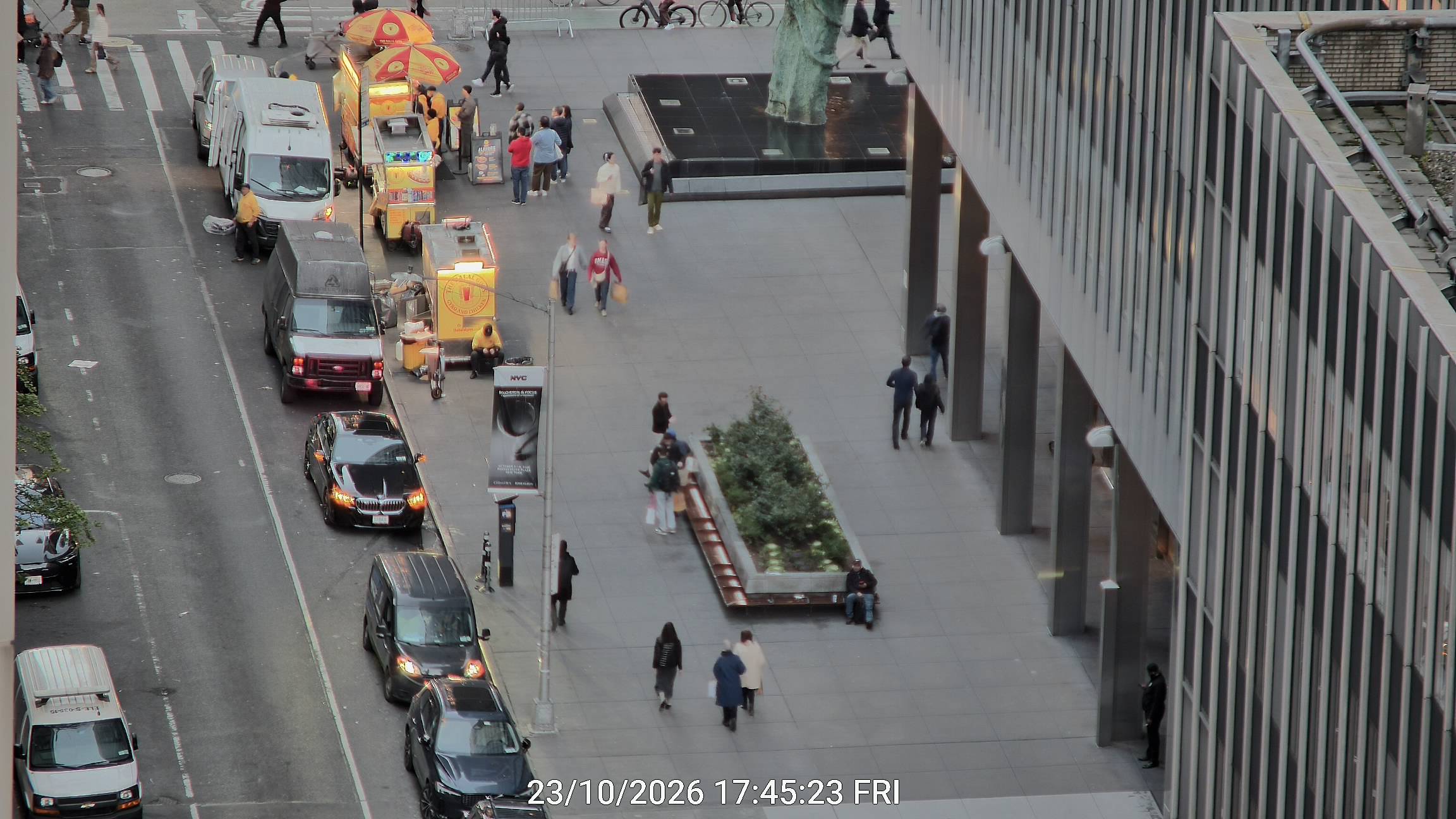The Halal Guys live line camera