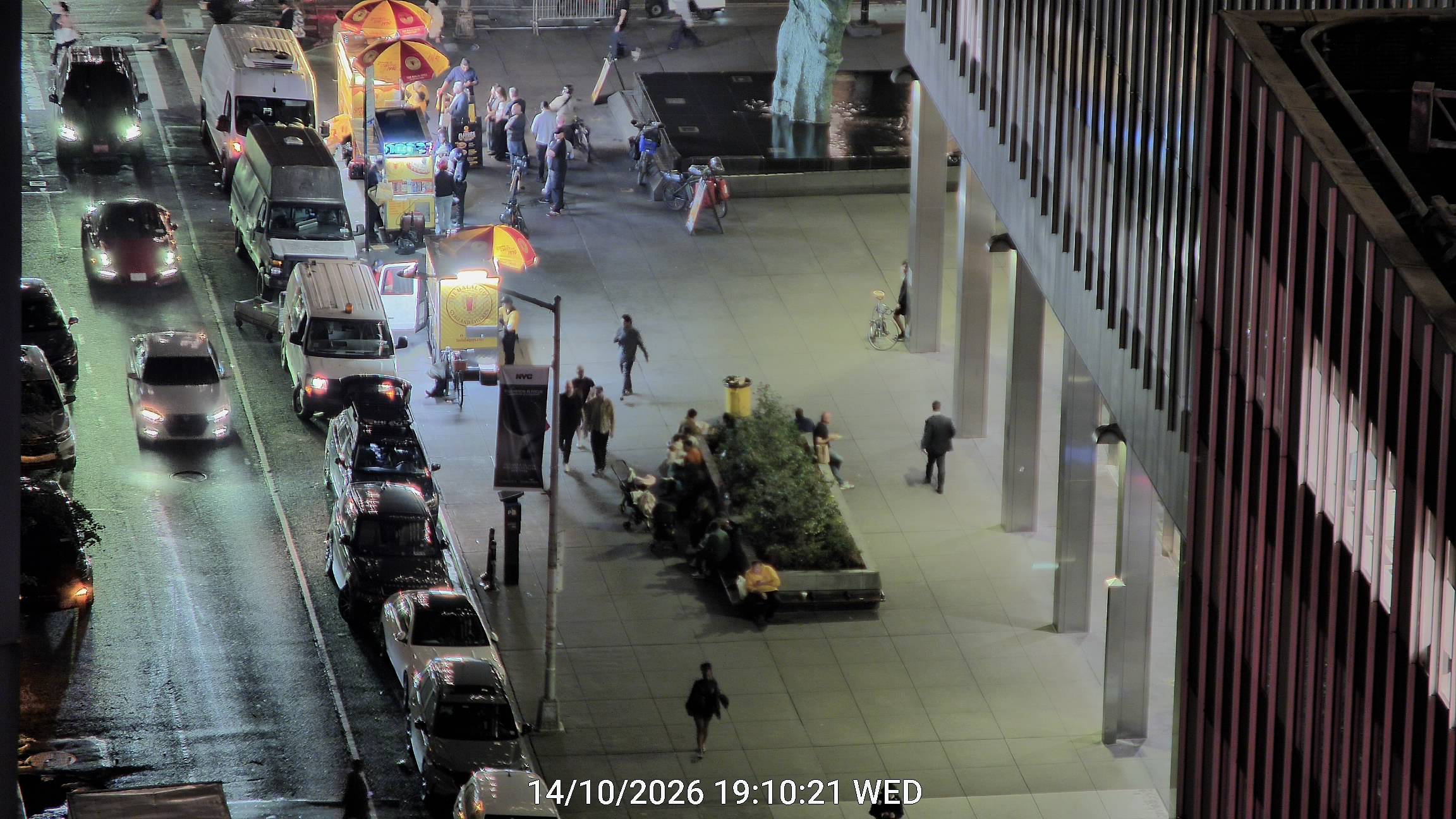 The Halal Guys live line camera